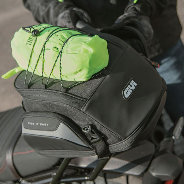 EASY08_saddle-bag_ambient_004_givi_honda-gb350s-25