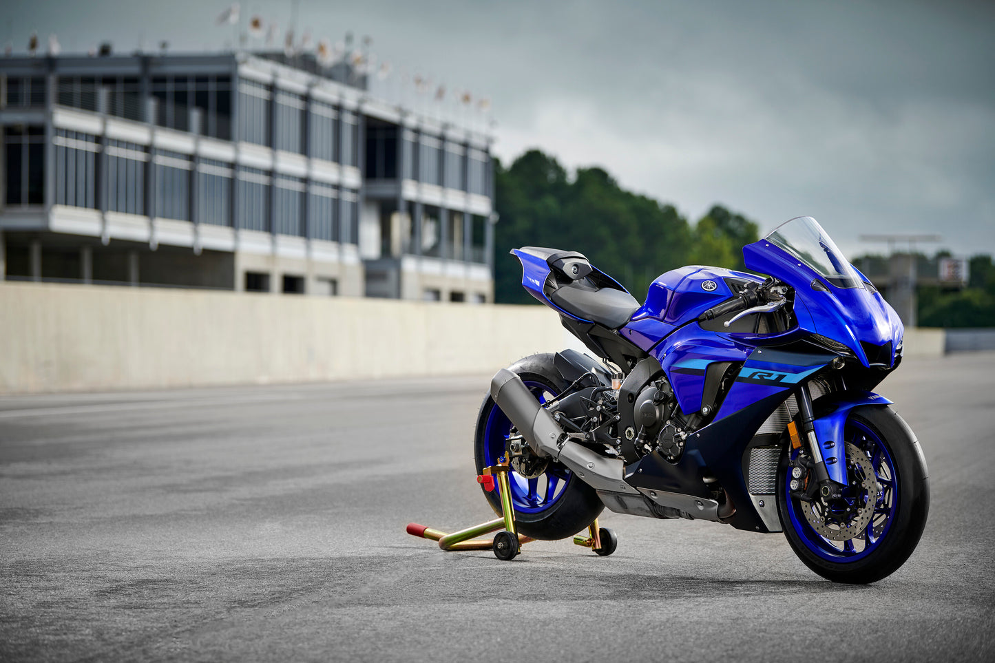 2024 Yamaha YZF-R1