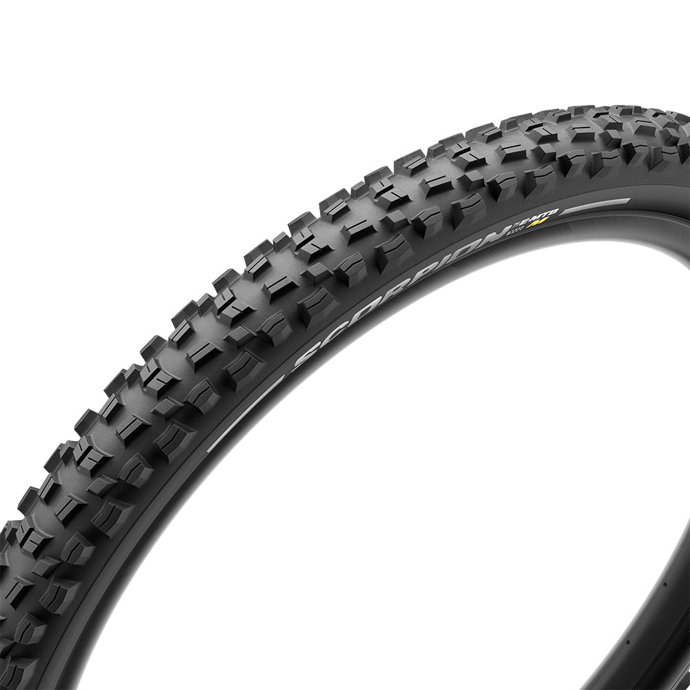 Scorpion E-MTB - M - HyperWall - tread 1