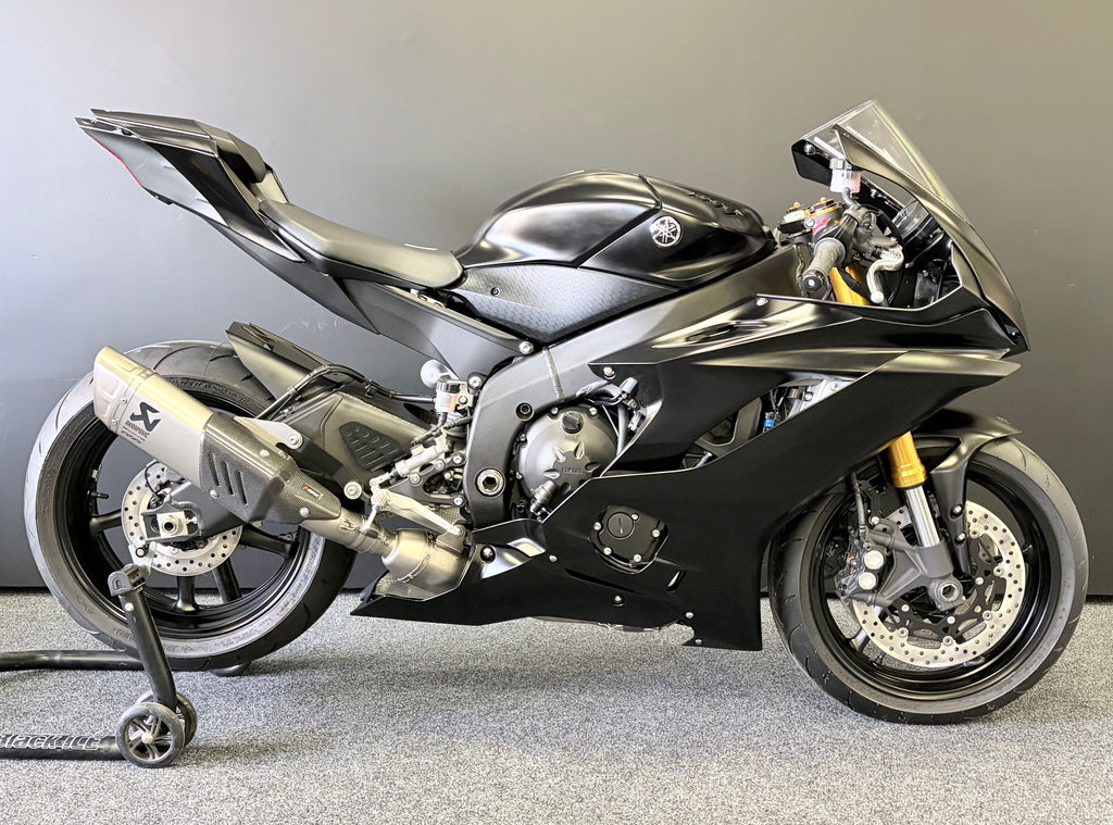 2022 Yamaha YZF-R6 Race