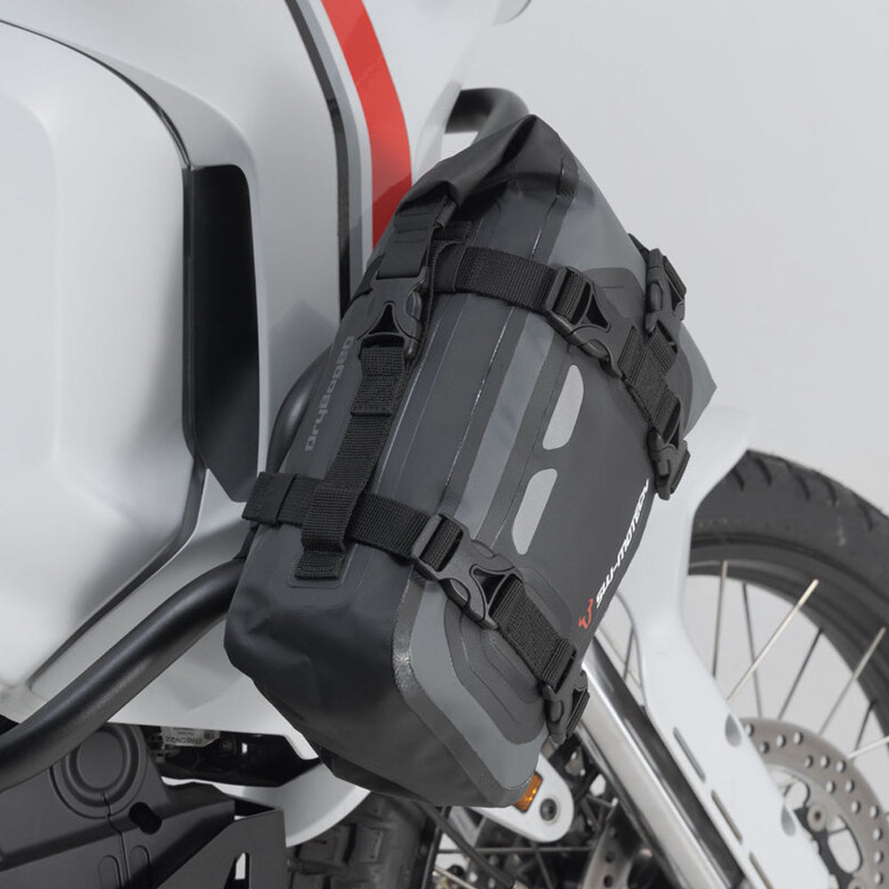 TAIL BAG SW MOTECH DRYBAG BLACK GREY 8L