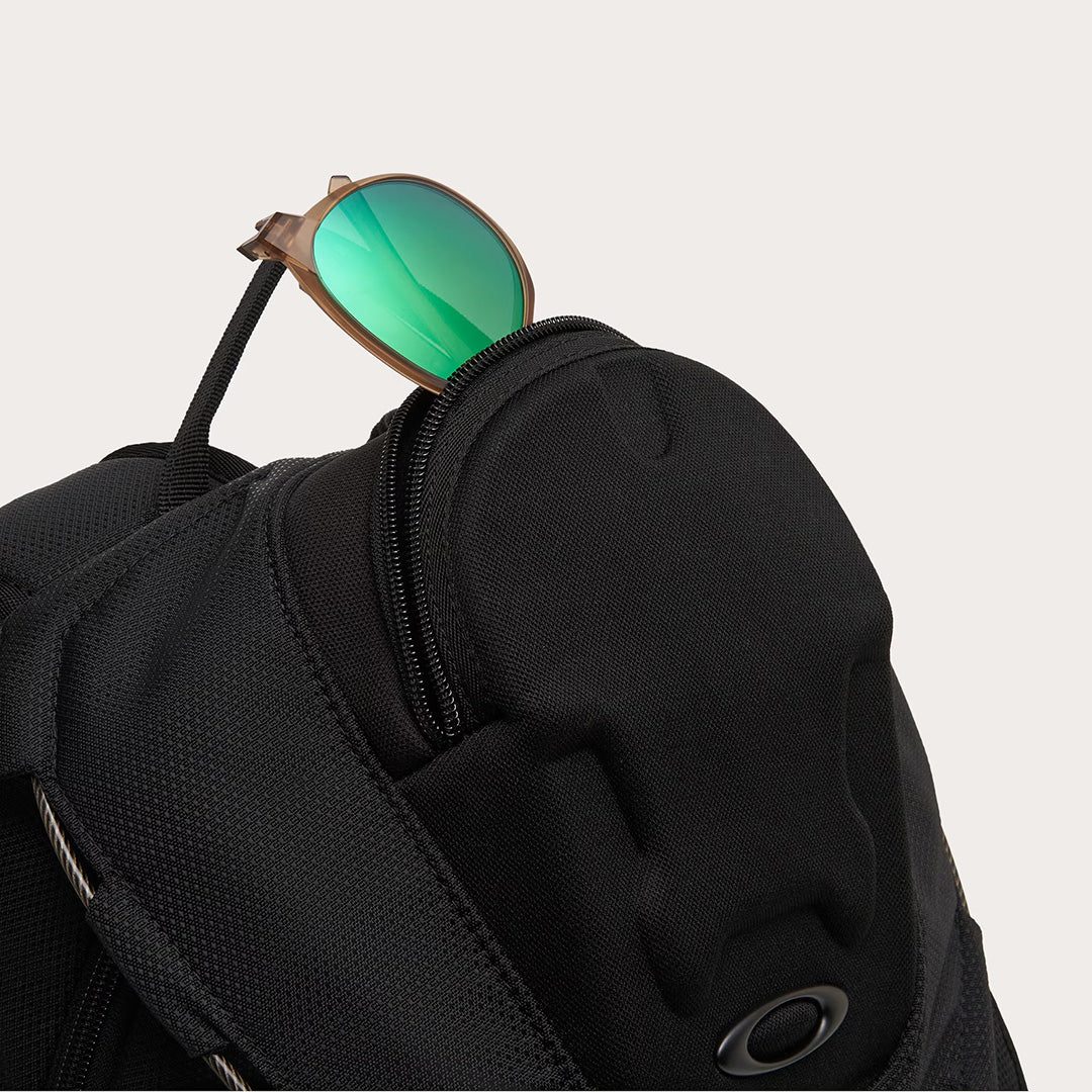 Oakley Bathroom Sink RC Backpack - Blackout