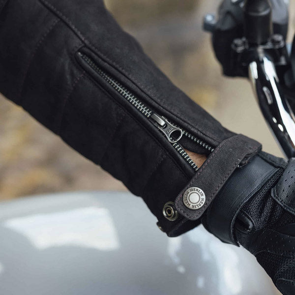 Alton-II-cuff-LR