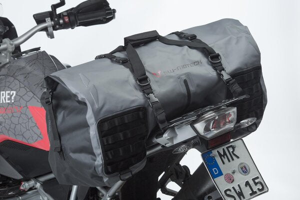 TAIL BAG SW MOTECH DRYBAG GREY BLACK 70L WEATHERPOOF
