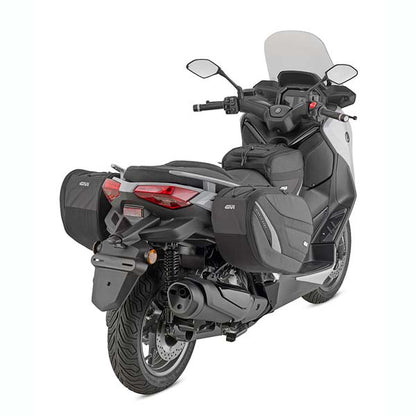 EASY10_side-bags_mounted-on_givi_yamaha-xmax300tec