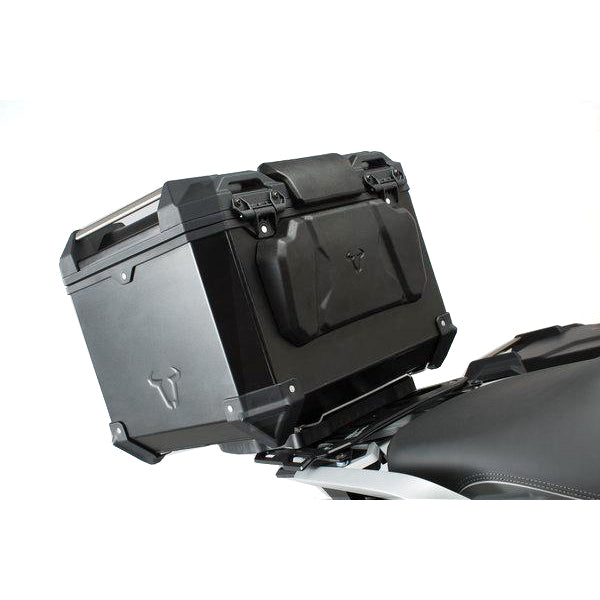 SW MOTECH TRAX ADVENTURE LOWER BACKREST FIXED ON TOPCASE FRONT WITH 2ND UPPER BACKREST ON EDGE