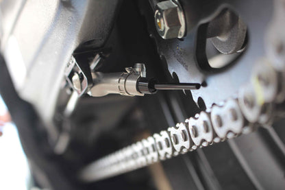 Dispenser-mounting-bracket-and-injector-on-sprocke